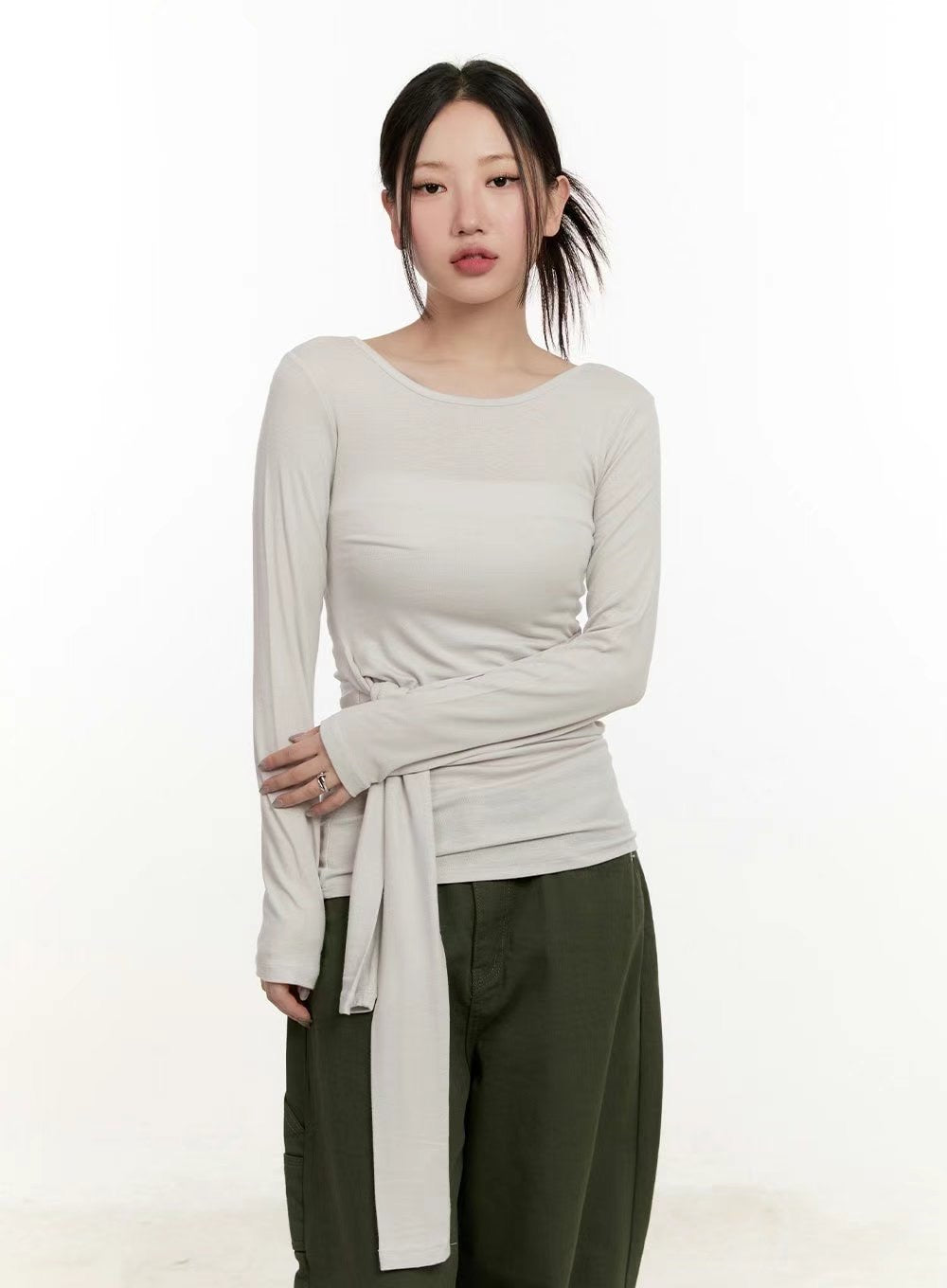 (Preorder) Layered Waist-Slimming Long Sleeve Feminine Hug Tee