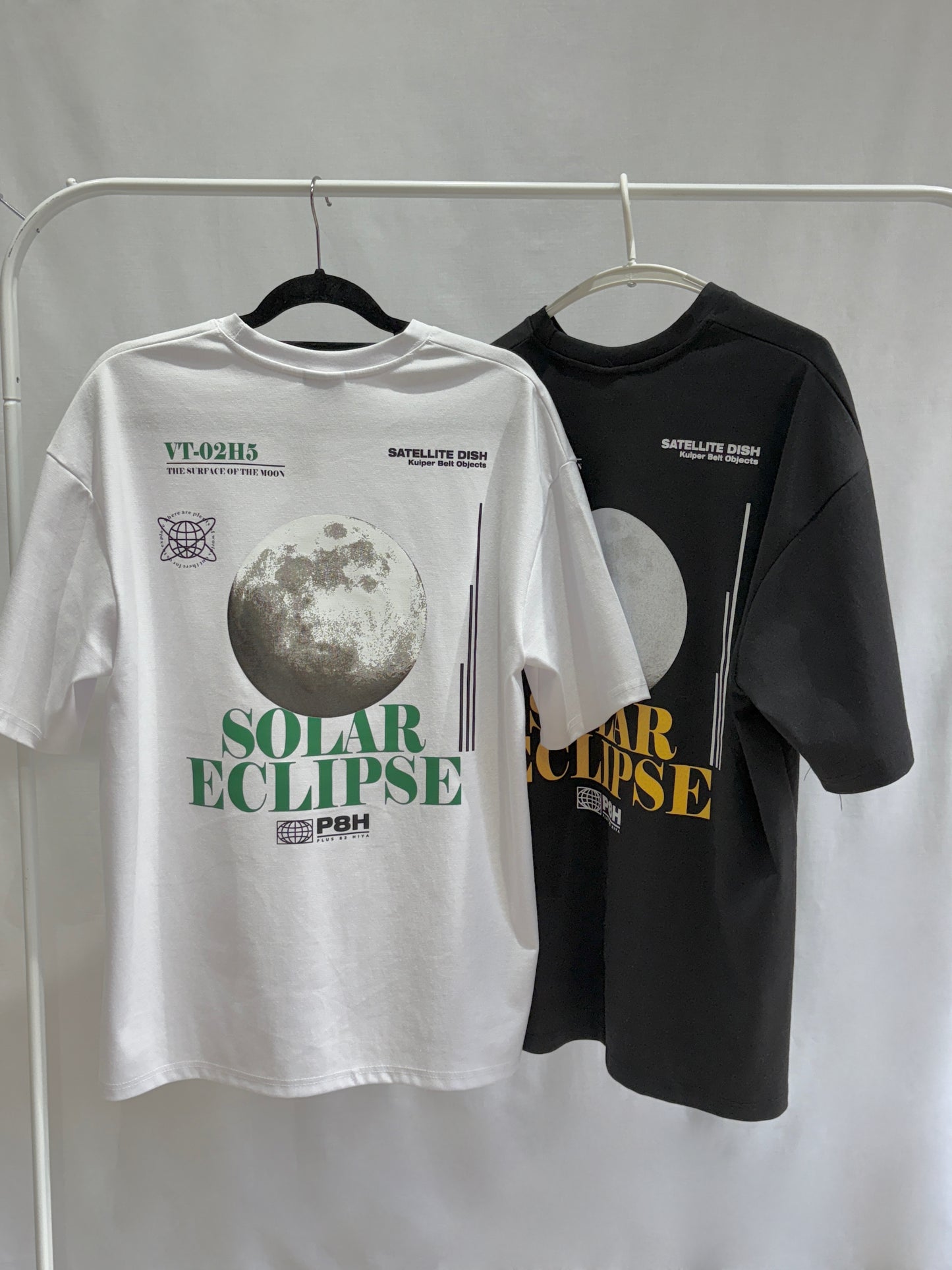 P8H Unisex Oversized Moon Graphic Short Sleeve T Shirt (Couple T Recommended!!)