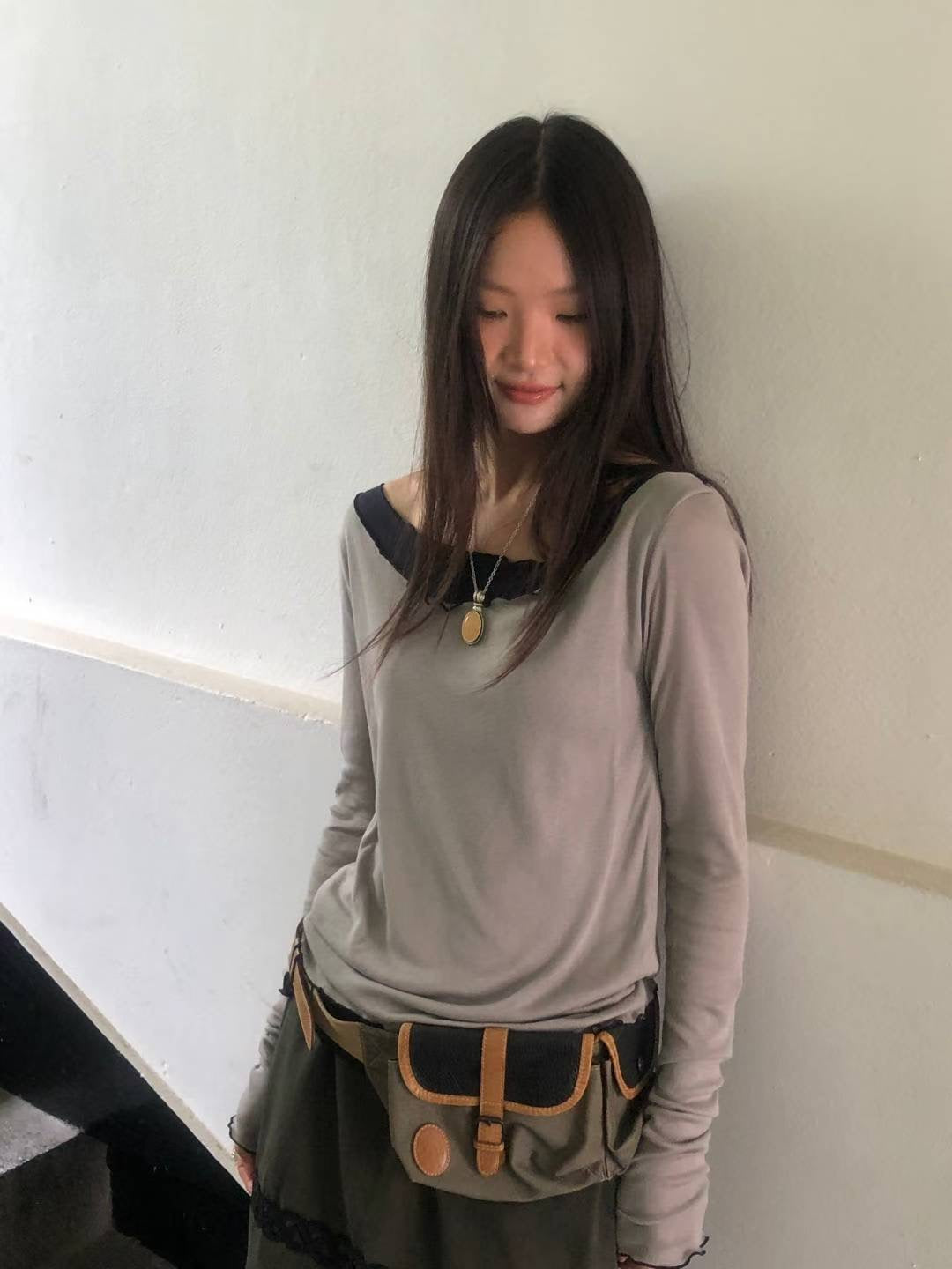 (Preorder) Contrast Off-shoulder Loose-fit Drape Layered Frill Long-sleeve T-shirt