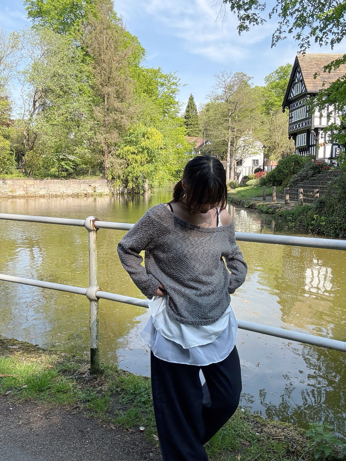 Off-shoulder Loose Fit Knit T