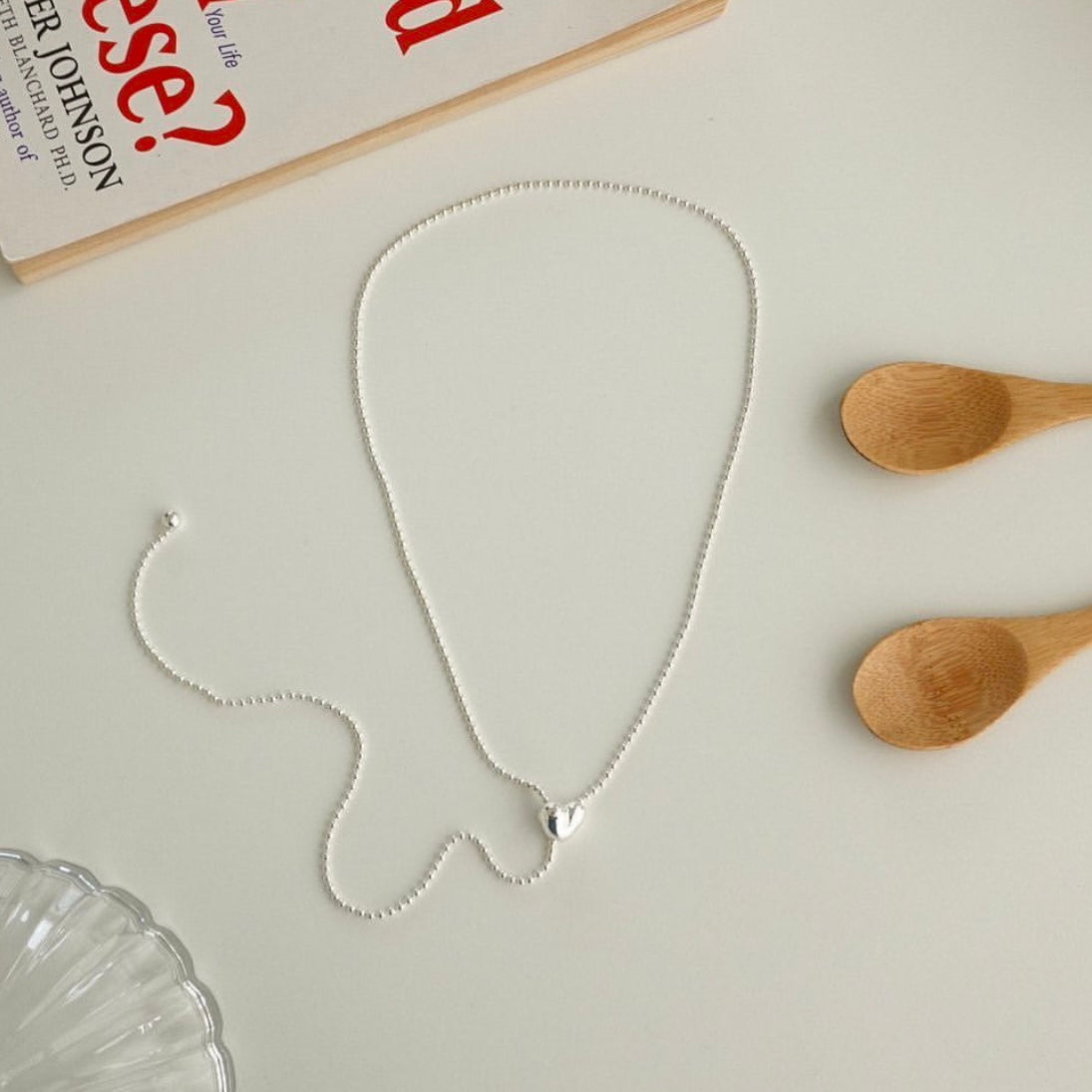 Eeiitt Long Adustable Heart Necklace in Silver
