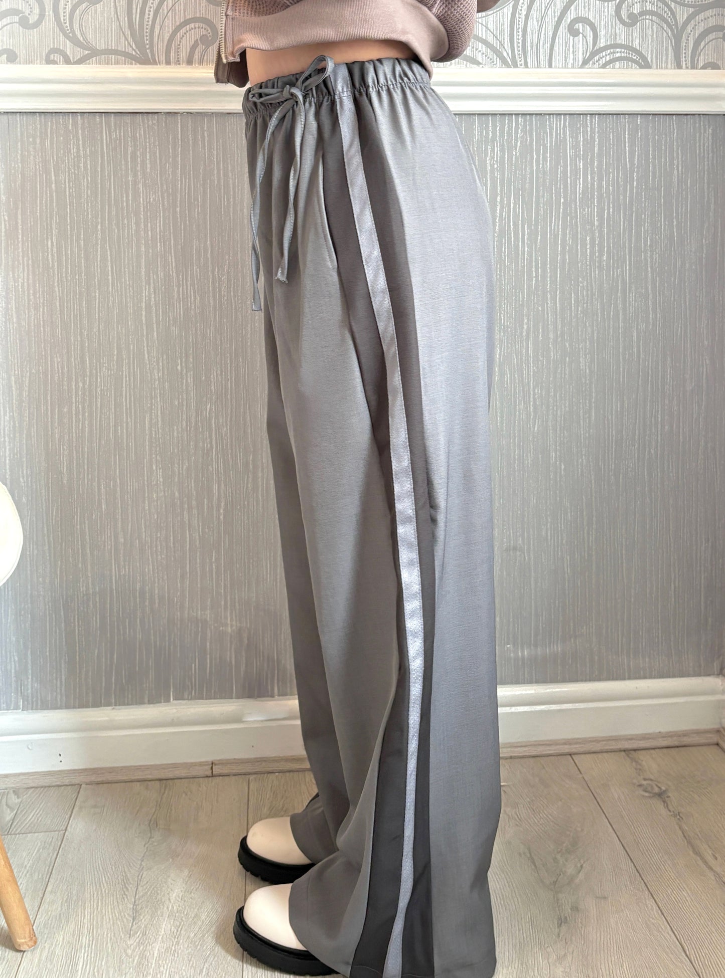 Ribbon Tie Track Long Slacks (All-Season)