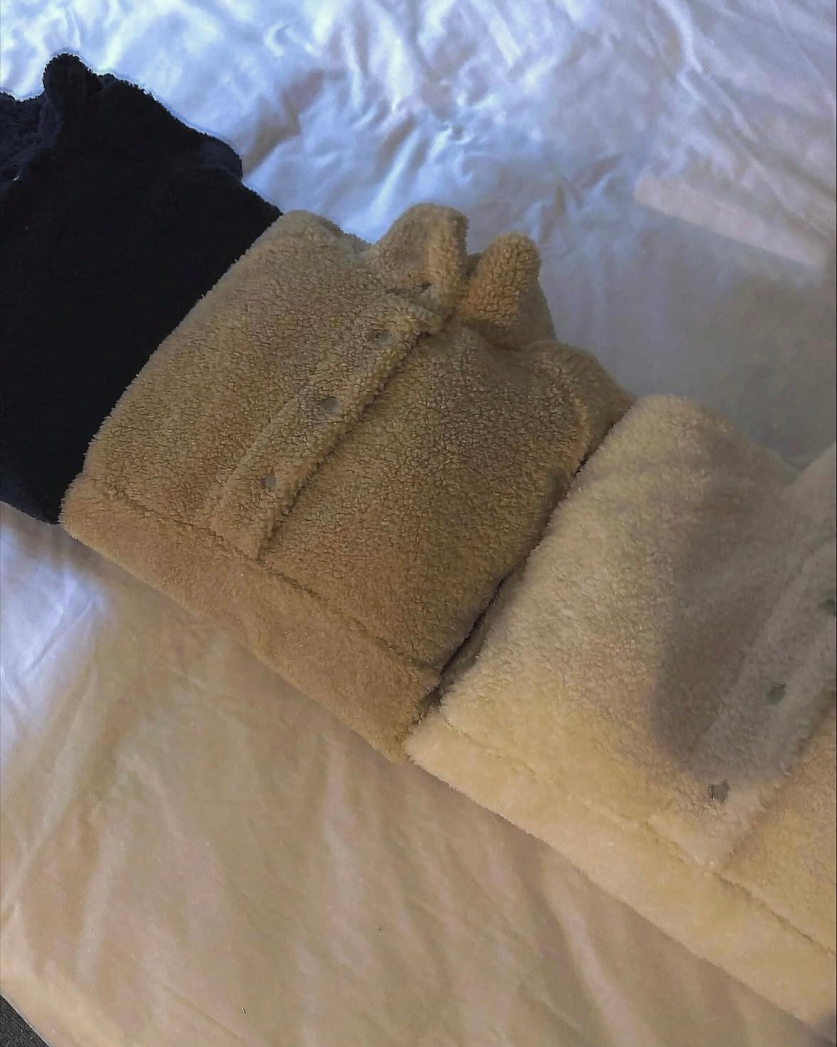 (LIMITED STOCK) Fleece Teddy Sweatshirt