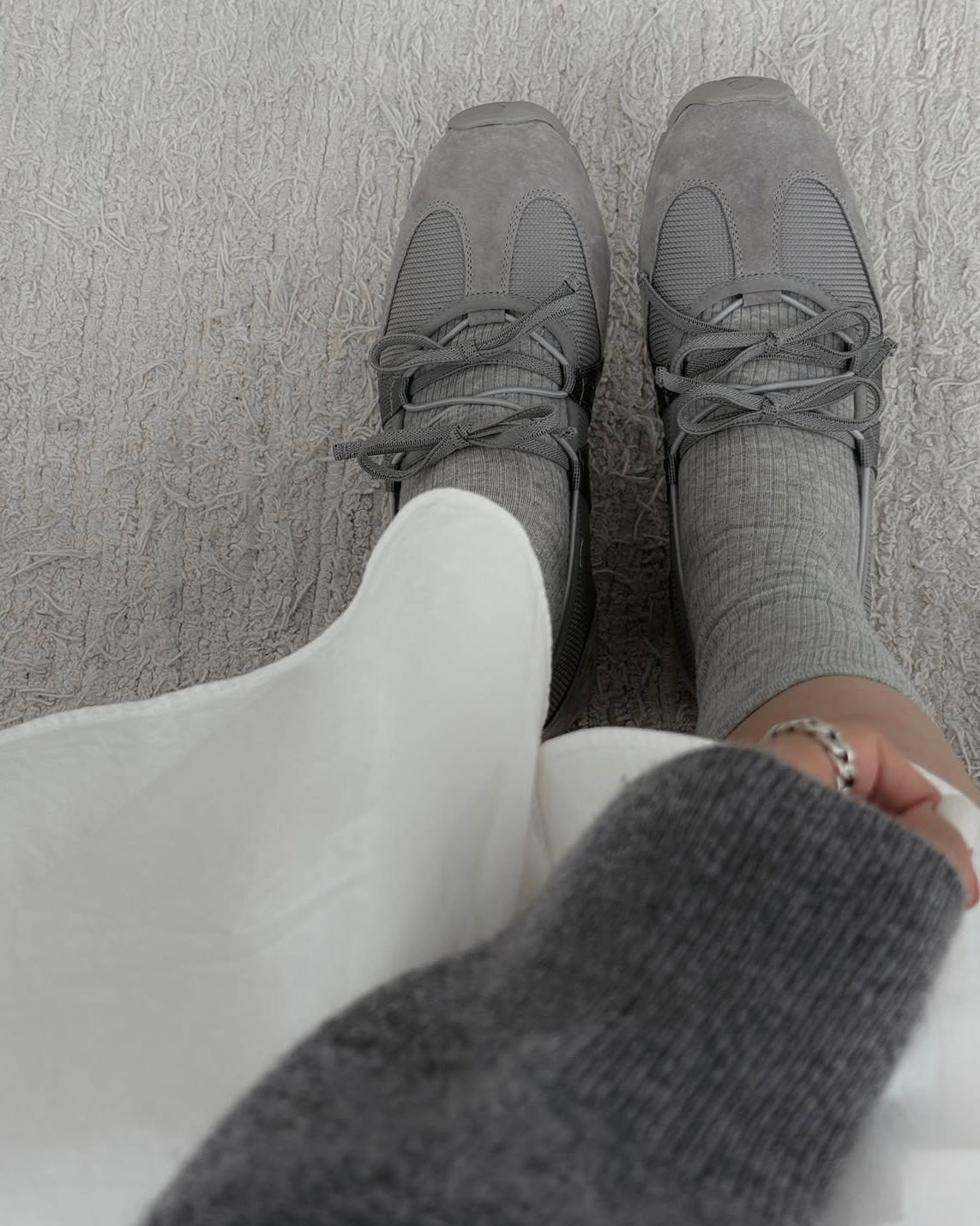 Ribbon Mood Sneakers (Grey)