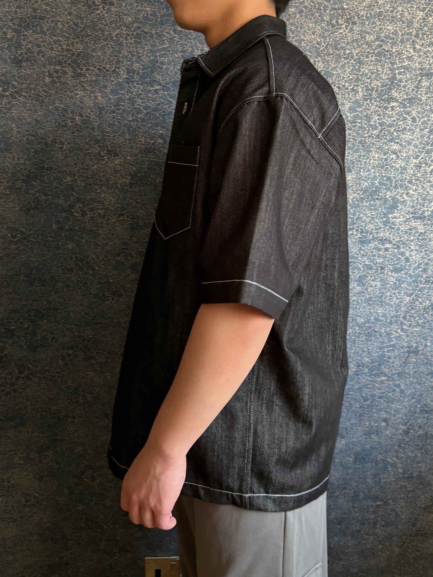 Non-fade Oversize Denim Short-Sleeve Shirt
