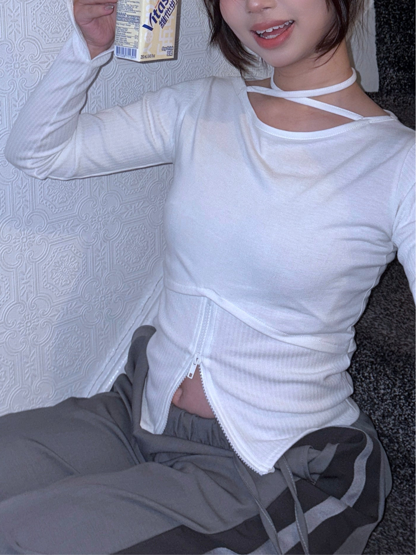 Y2k Neck Strap Zipper Long Sleeve T-shirt (2 Colours)