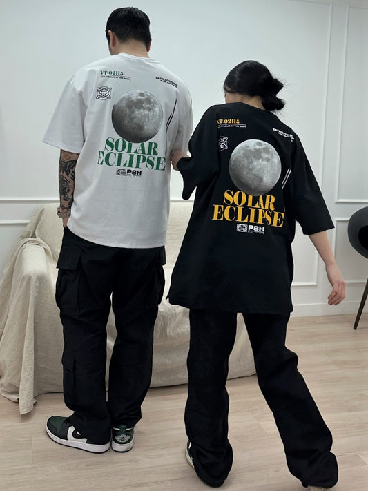 P8H Unisex Oversized Moon Graphic Short Sleeve T Shirt (Couple T Recommended!!)