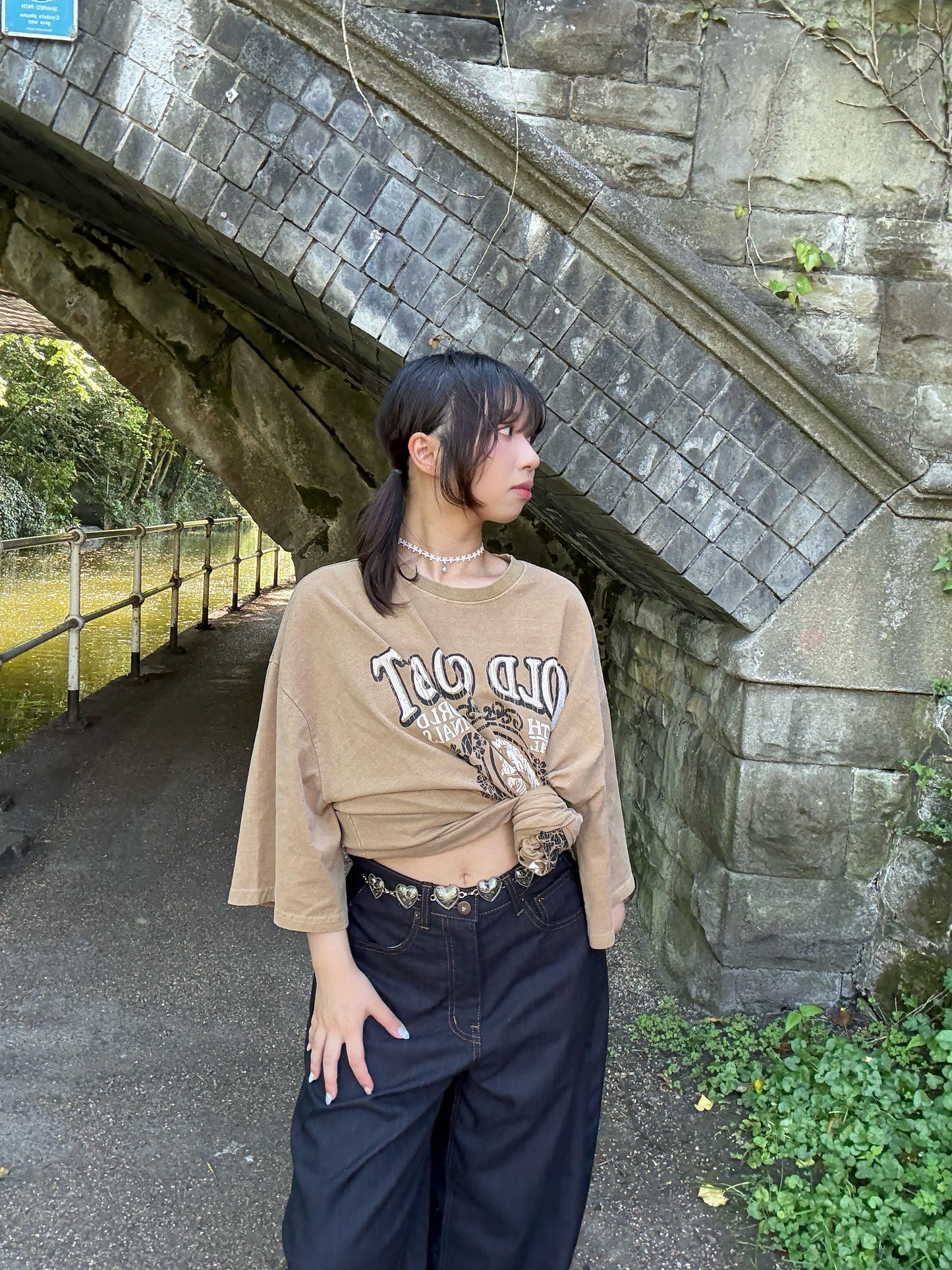 Unisex Overfit Pigment Gold Coast Short Sleeve T Shirt