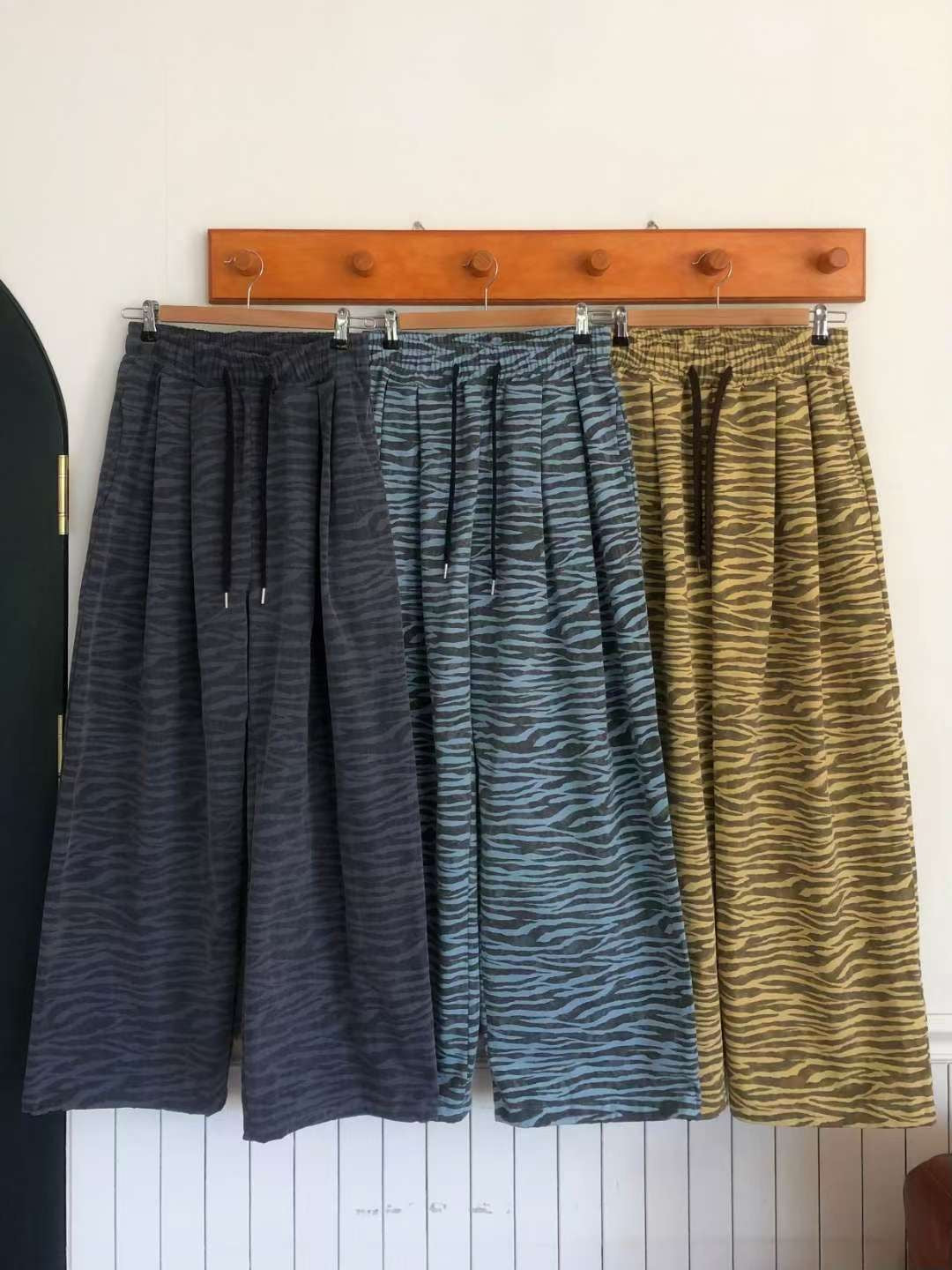 (Preorder) Grade pants cotton washed zebra pigment banding loose fit pintuck