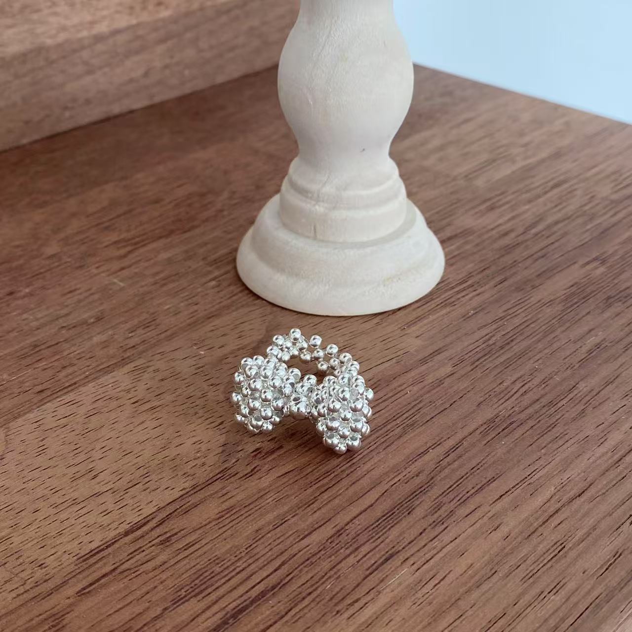 Ribbon Pearl Bead Ring