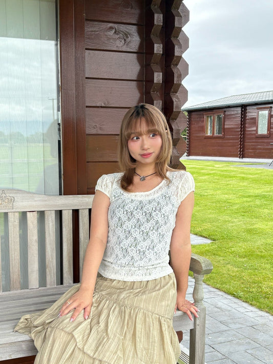 Rose sleeve lace shirring T-shirt (2 Colours)