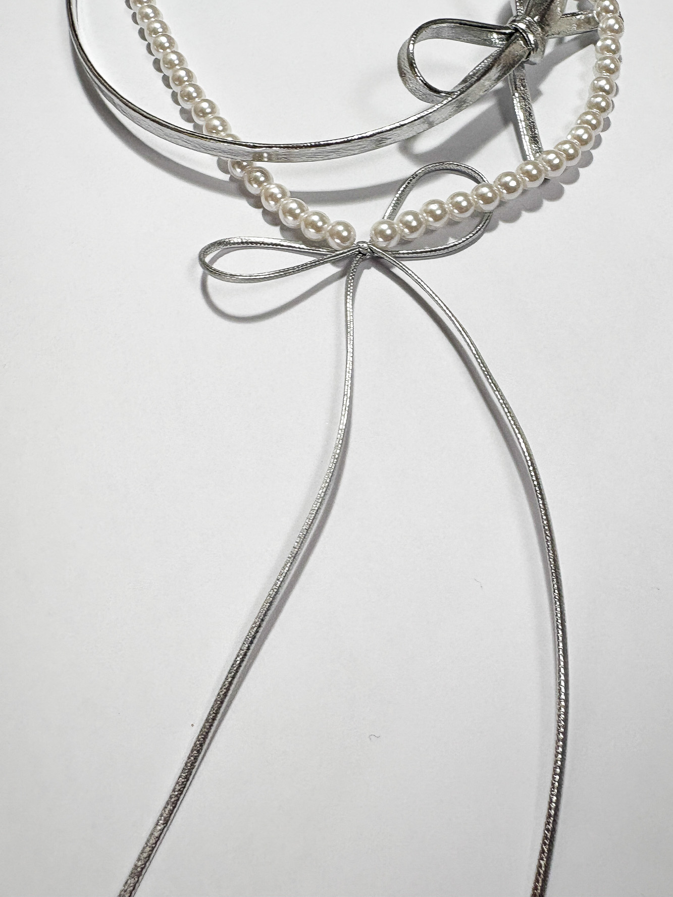 Double Ribbon Pearl Necklace