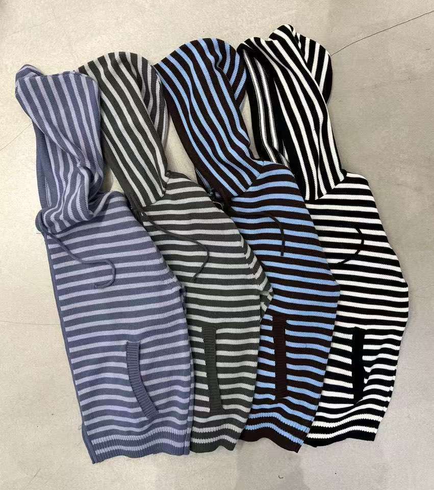 (BF NEW IN) Hooded zip-up with stripe pattern jacket