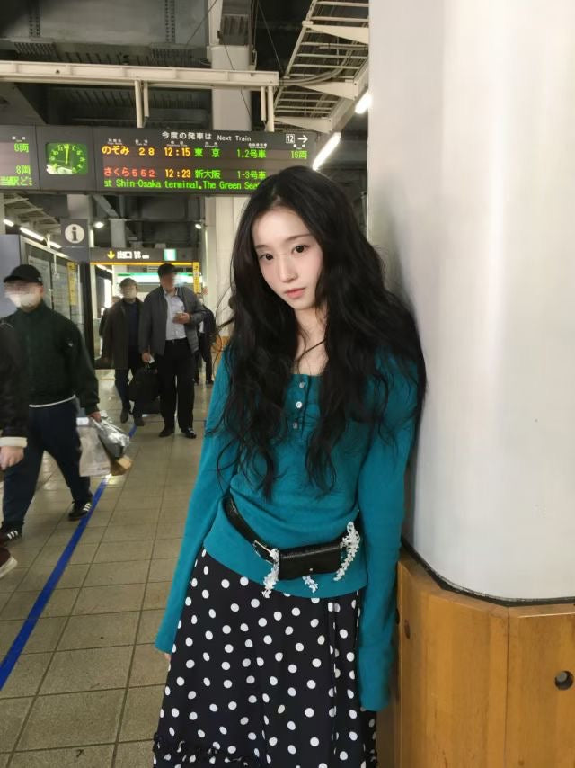 Spring Eyelet Punching Basic henley neck T-shirt