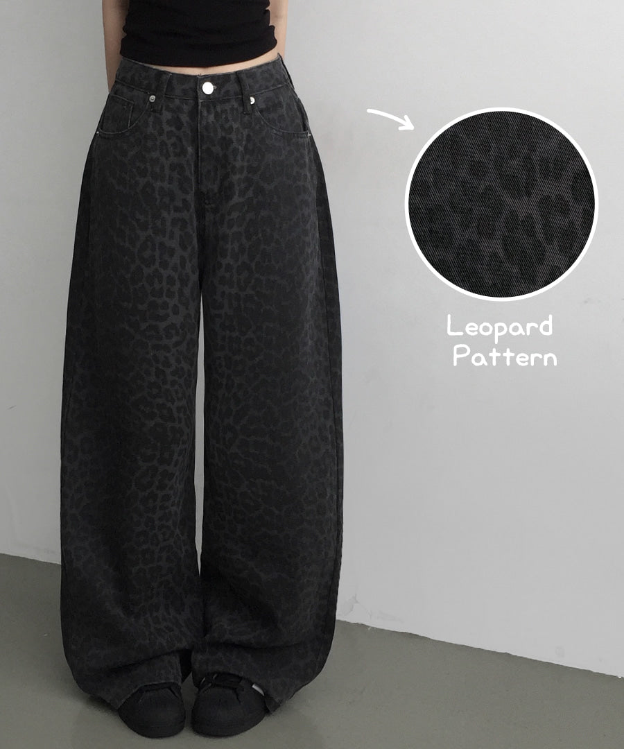 BRAND MADE Black Leopard Wide Jeans