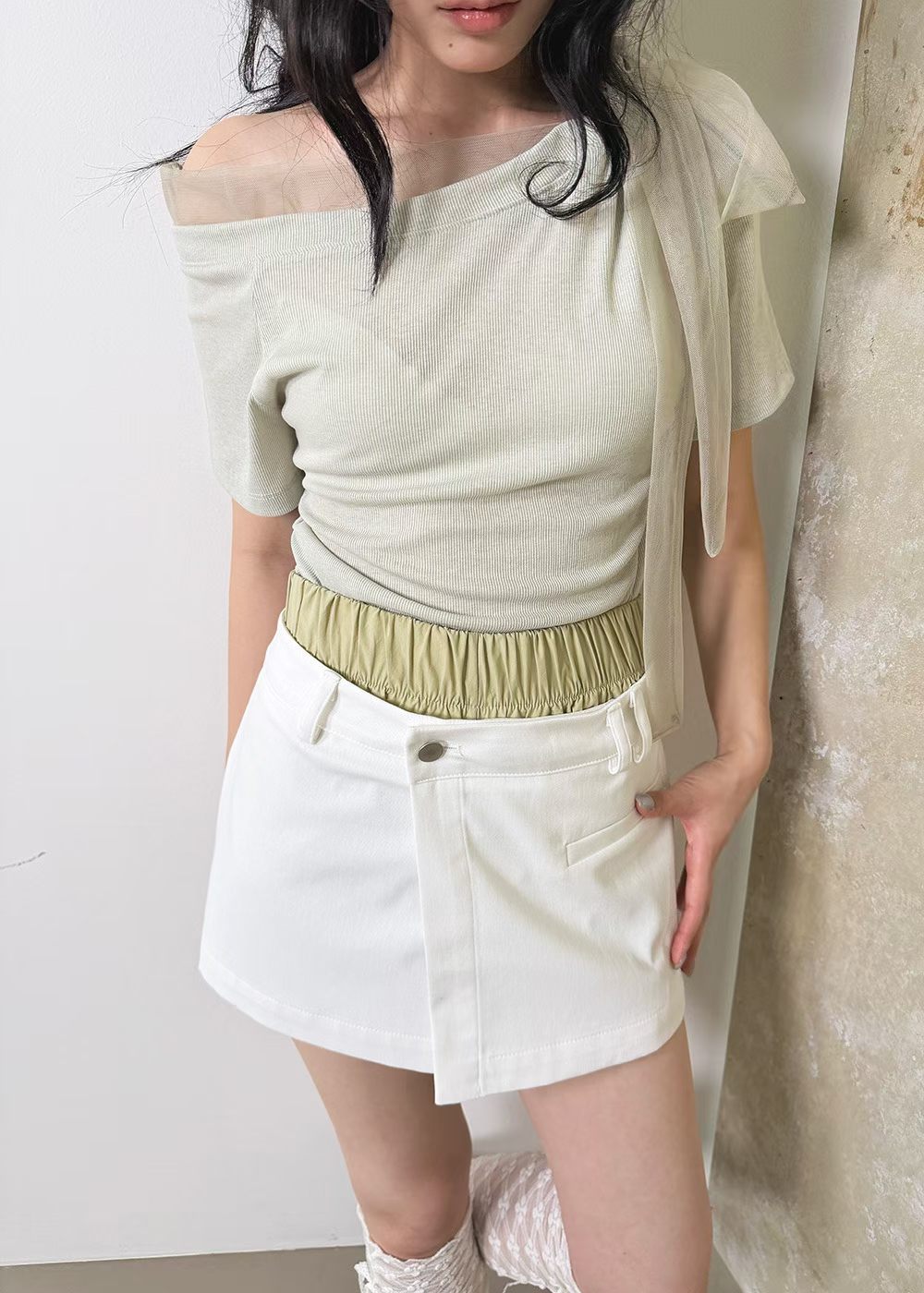 High End Mesh Asymmetrical Bow Off Shoulder Top(2Colours)