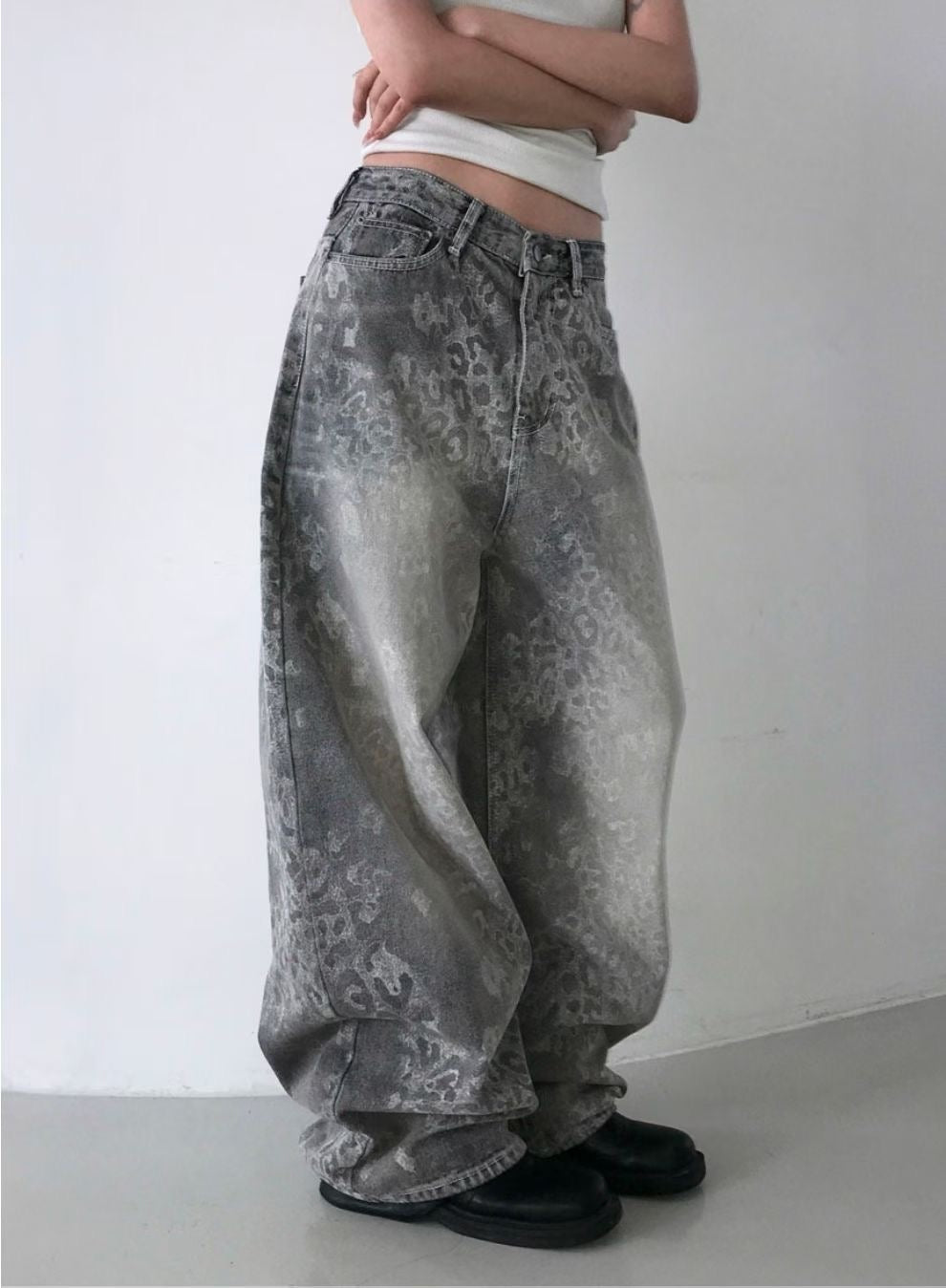 [OOTJ] Karina Pants Same Brand! Unisex Icy Washing Leopard Wide Denim Pants