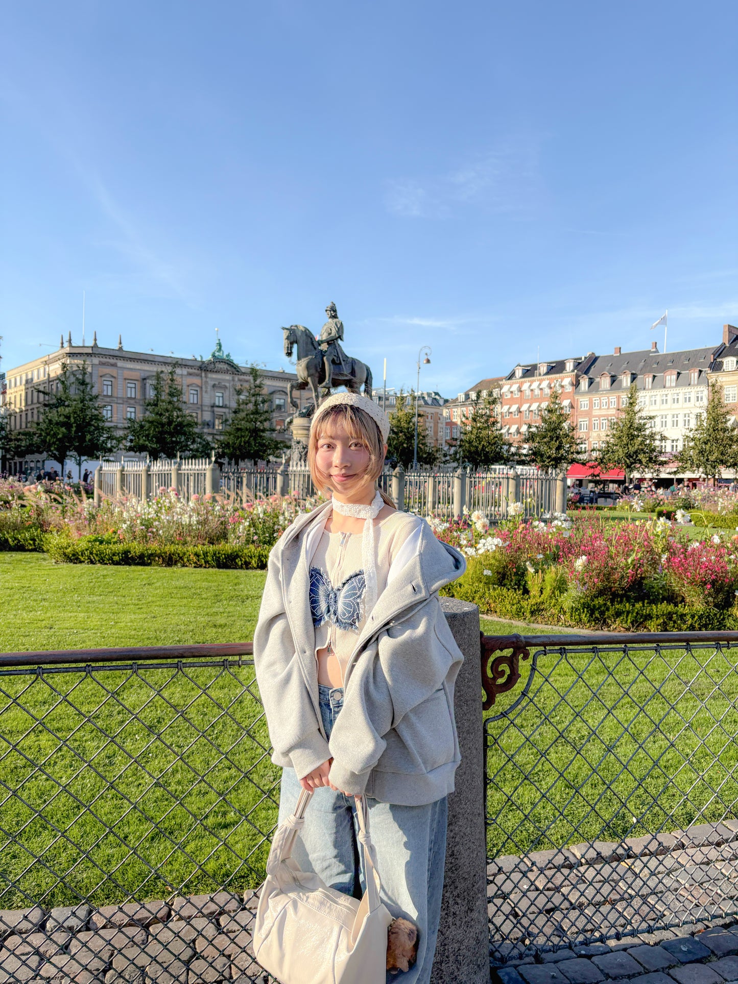 Oversized Double-Knit Button Hood Zip-Up (Navy White Preorder)