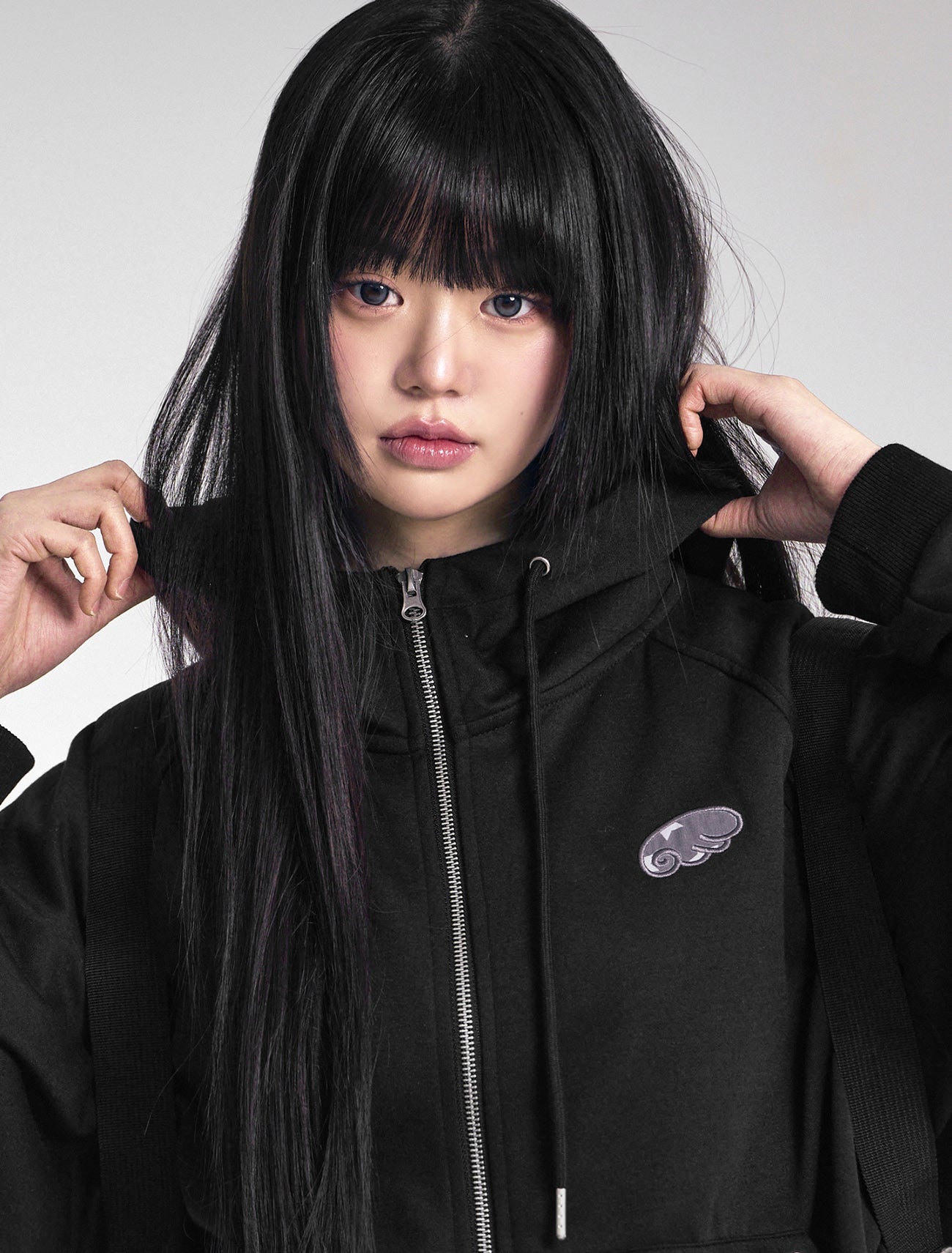 [LOOXP MADE]Angel embroidery patch high neck overfit hooded zip-up