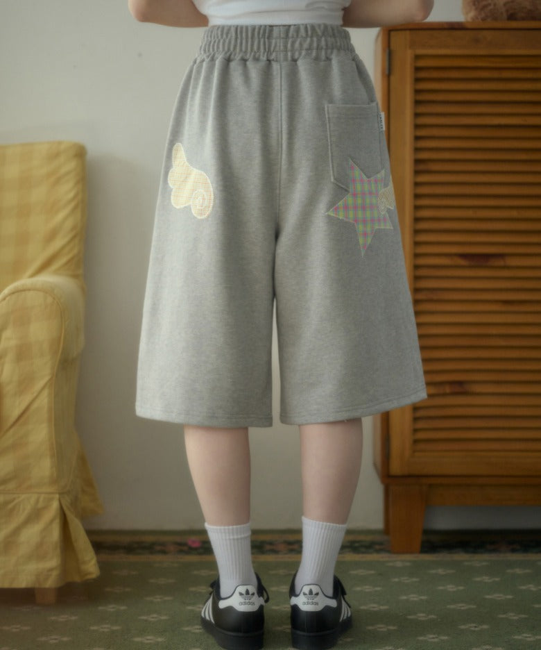 [Ambler] Unisex Angel Star Patch Bermuda Pants Single-Pleat Sweat Shorts (3 Colours)