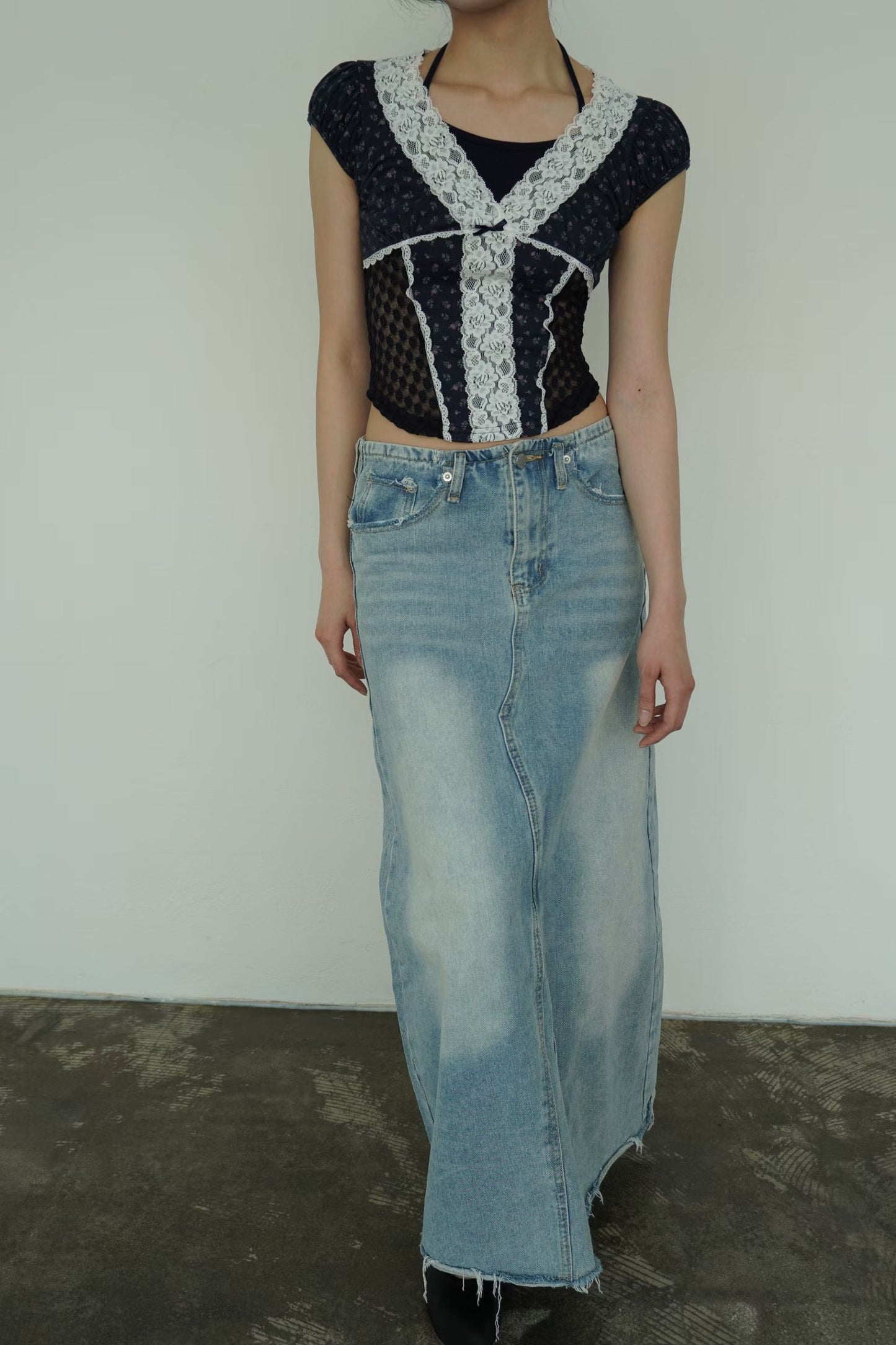 Fairycore Floral Lace Detail Panel Tee (Navy)