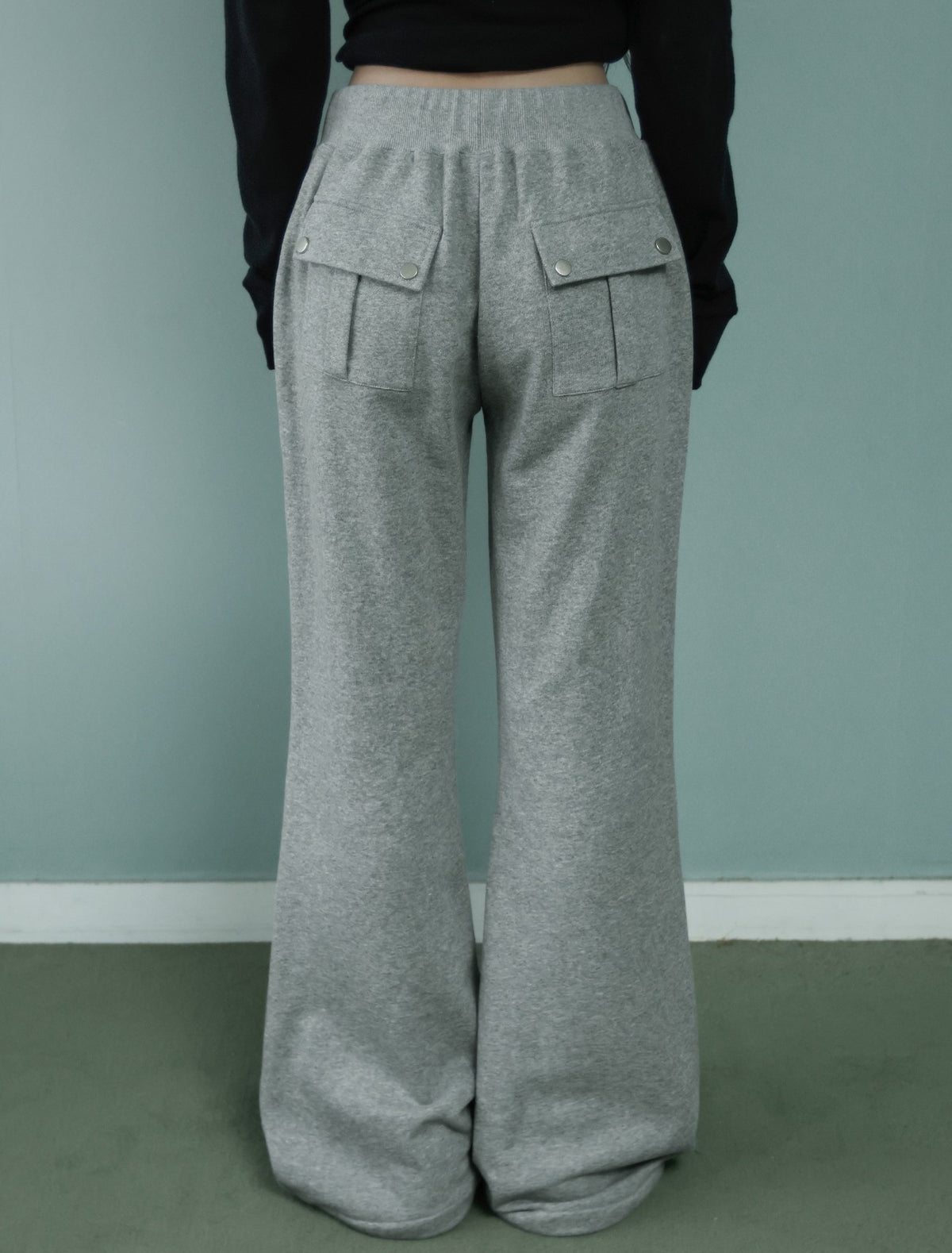 [LOOXP] Gray snap back pocket bootcut training long pants Grey