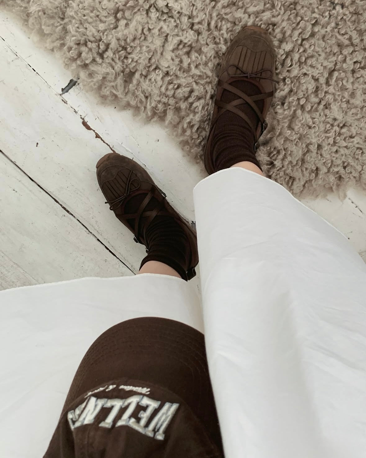 Fringe Ribbon Sneakers (Brown)