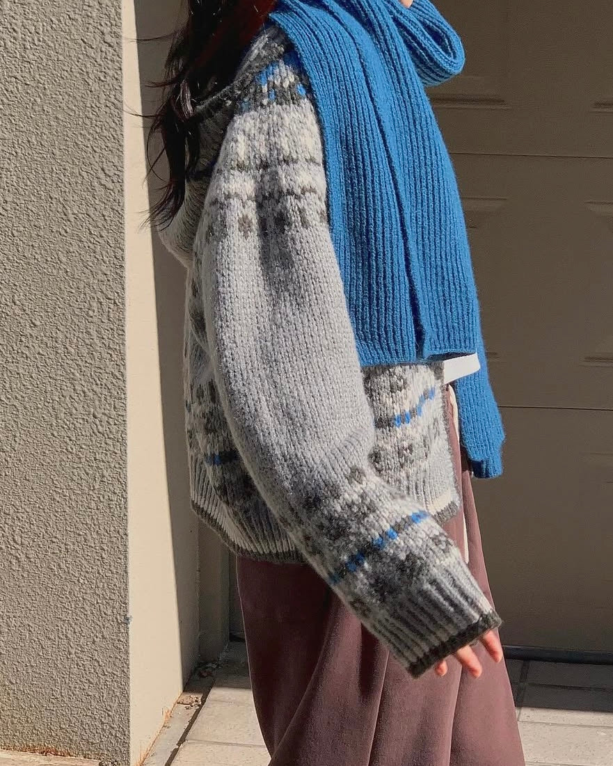 (BF NEW IN) Nordic Pattern Cardigan with Hood