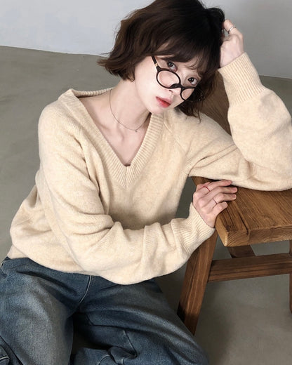 V neck Wool Blend Spring knitwear