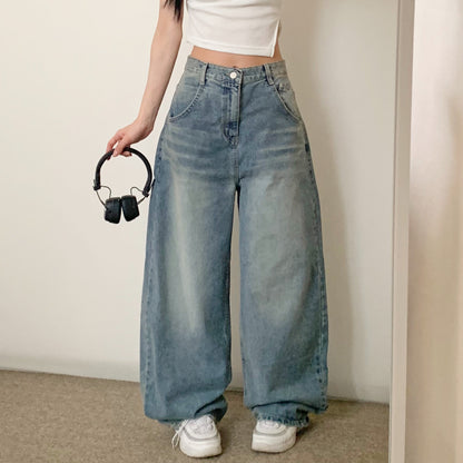 (Preorder) Heart snap loose wide light wash jeans