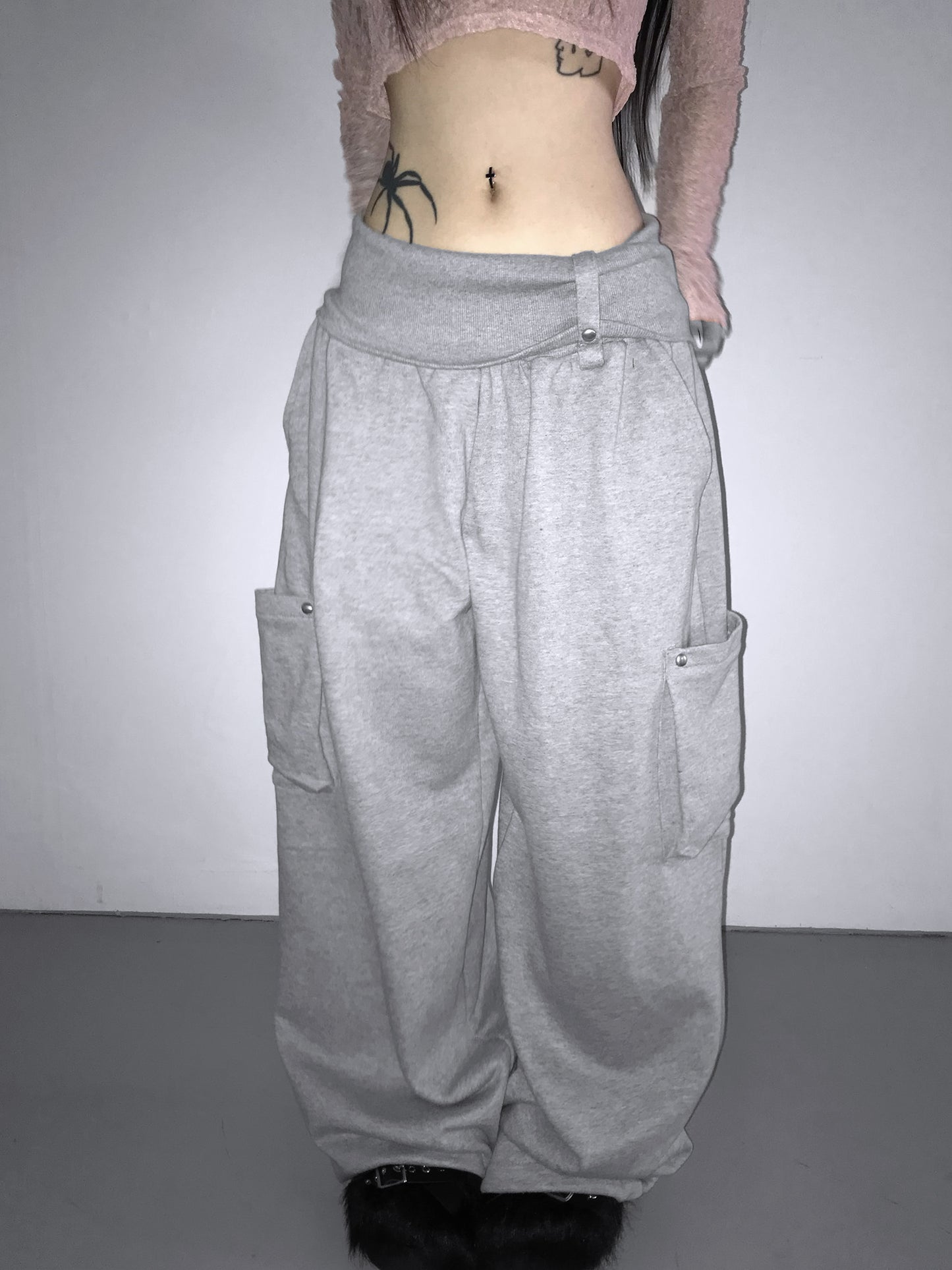 Folding Ring Studded Pants (2 Colours)