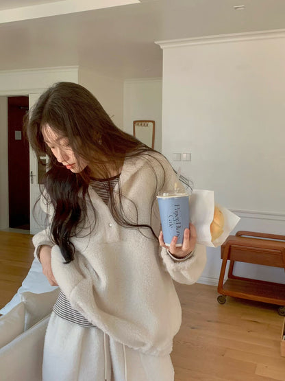 (LIMITED STOCK) Fleece Teddy Sweatshirt