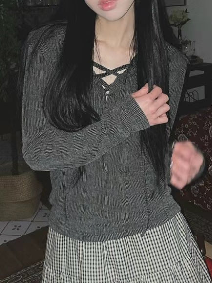 Collar Vintage Lace Up T-shirt (Black)