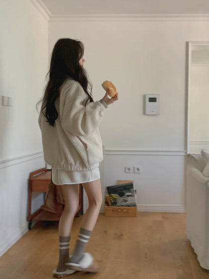 (LIMITED STOCK) Fleece Teddy Sweatshirt