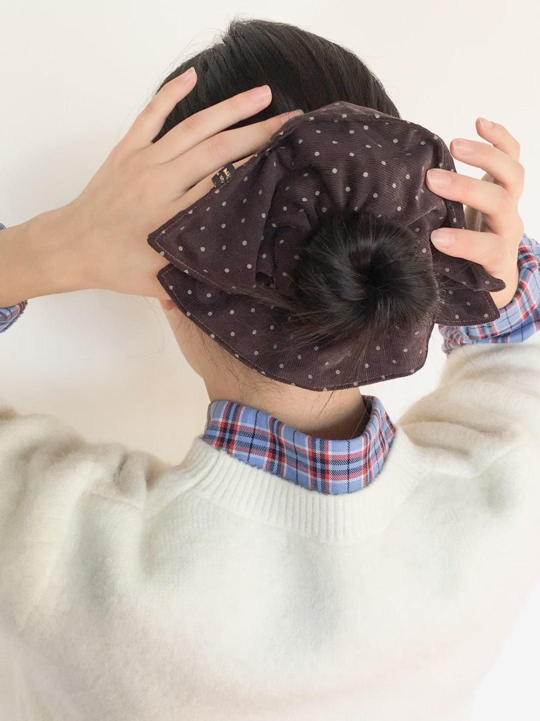 (XMAS PRESENT)  Half-Tight Square Scrunchie