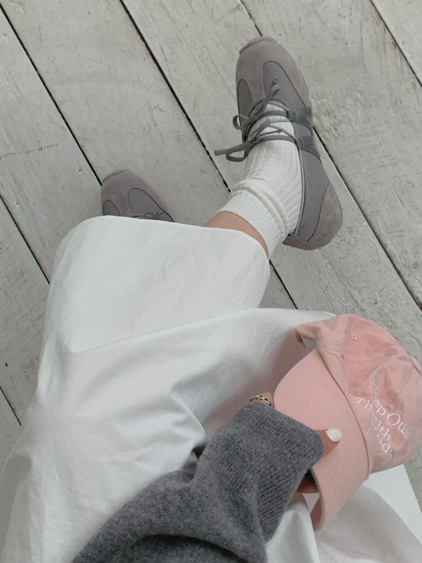 Ribbon Mood Sneakers (Grey)