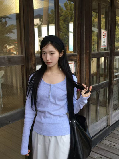 Spring Eyelet Punching Basic henley neck T-shirt