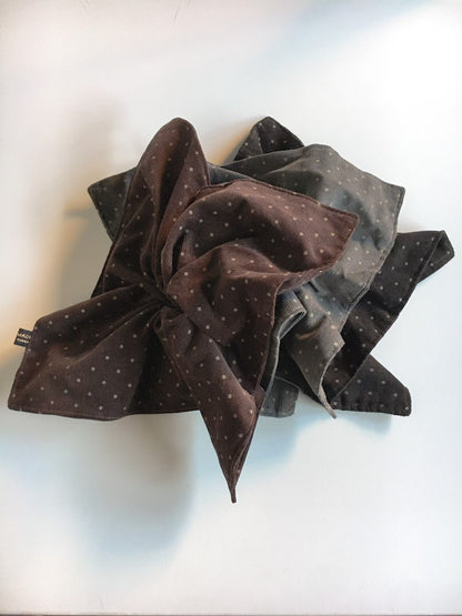 (XMAS PRESENT)  Half-Tight Square Scrunchie