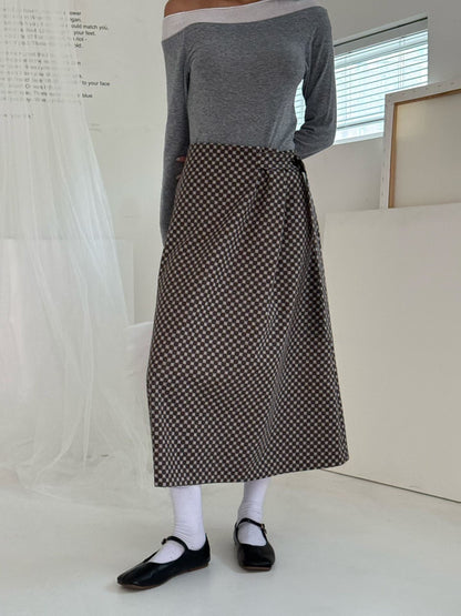 (Preorder) A-Line Check Button Skirt