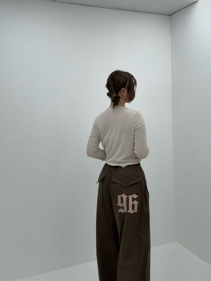 96 Embroidered Back Pocket Snap Pants  (Brown)