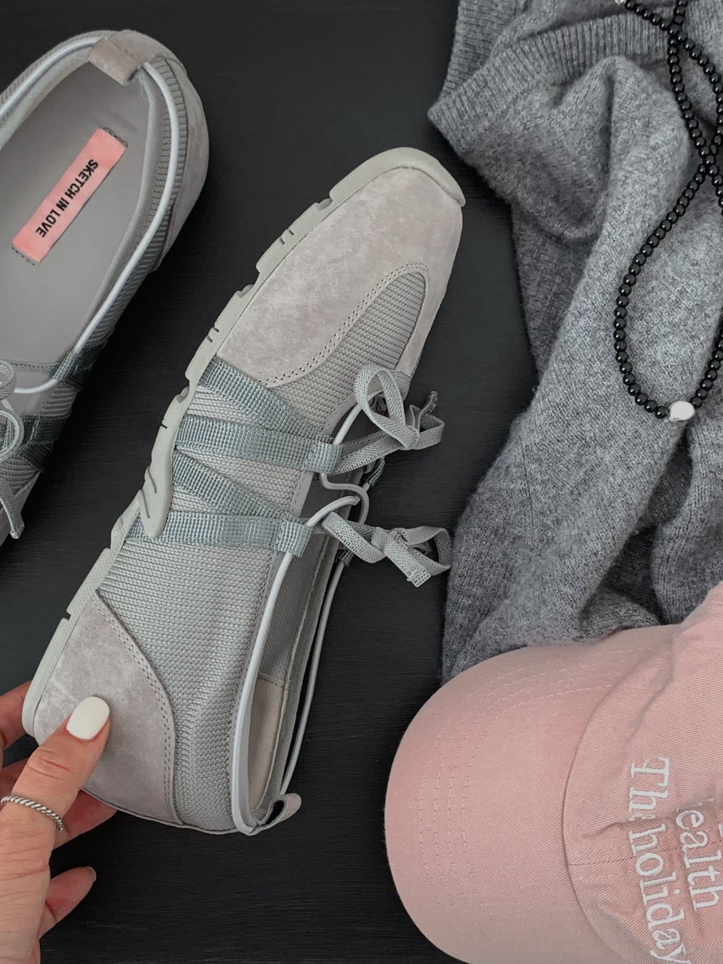 Ribbon Mood Sneakers (Grey)