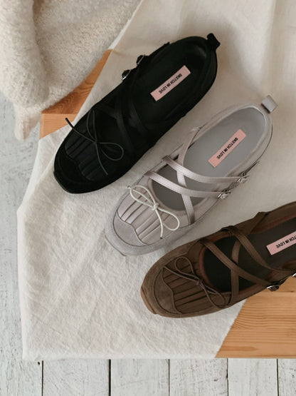 Fringe Ribbon Sneakers (Brown)