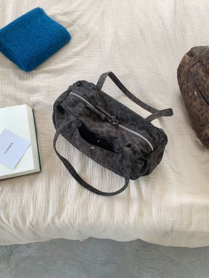 (BF NEW IN) Cozy Leopard Print Shoulder Bag