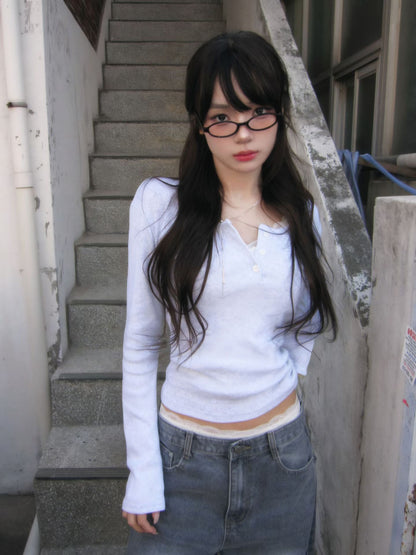 Spring Eyelet Punching Basic henley neck T-shirt