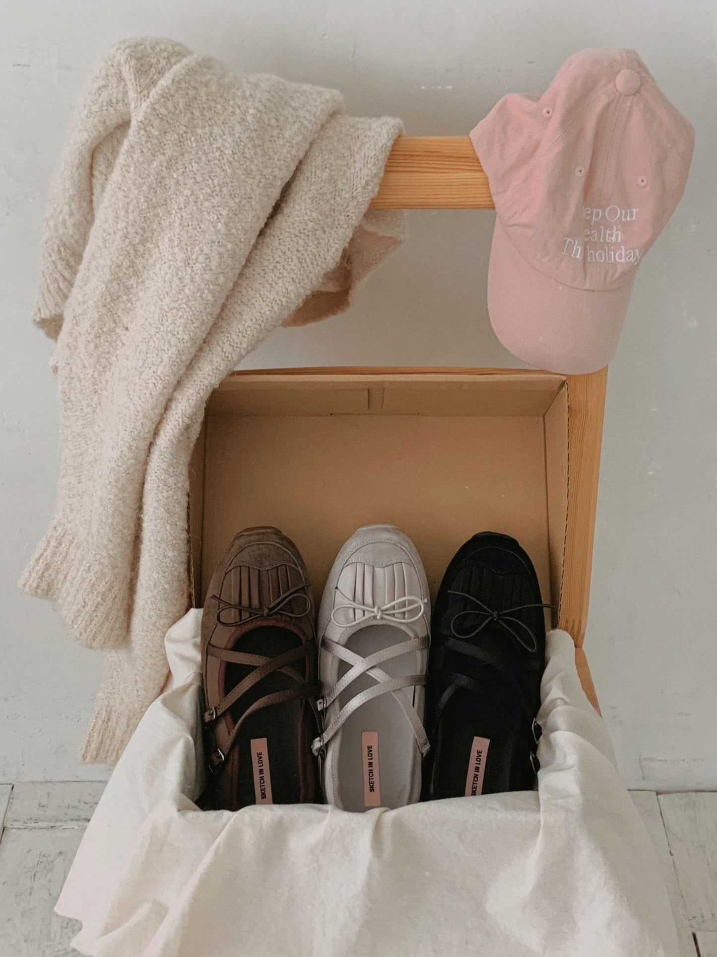 Fringe Ribbon Sneakers (Brown)