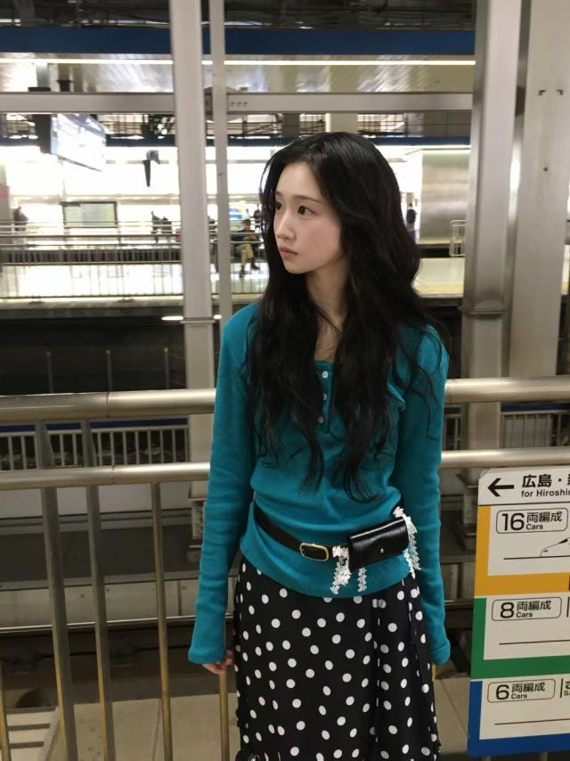 Spring Eyelet Punching Basic henley neck T-shirt