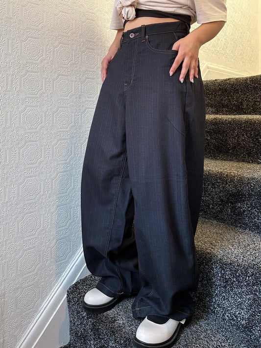 New In Wide Lightweight Denim Stripe Slacks (All Season)