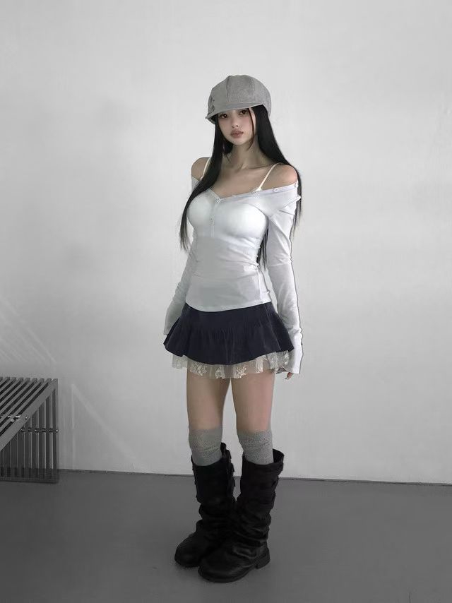 Lace Hem Trim Button Detail Mini Skirt (2 Colours)
