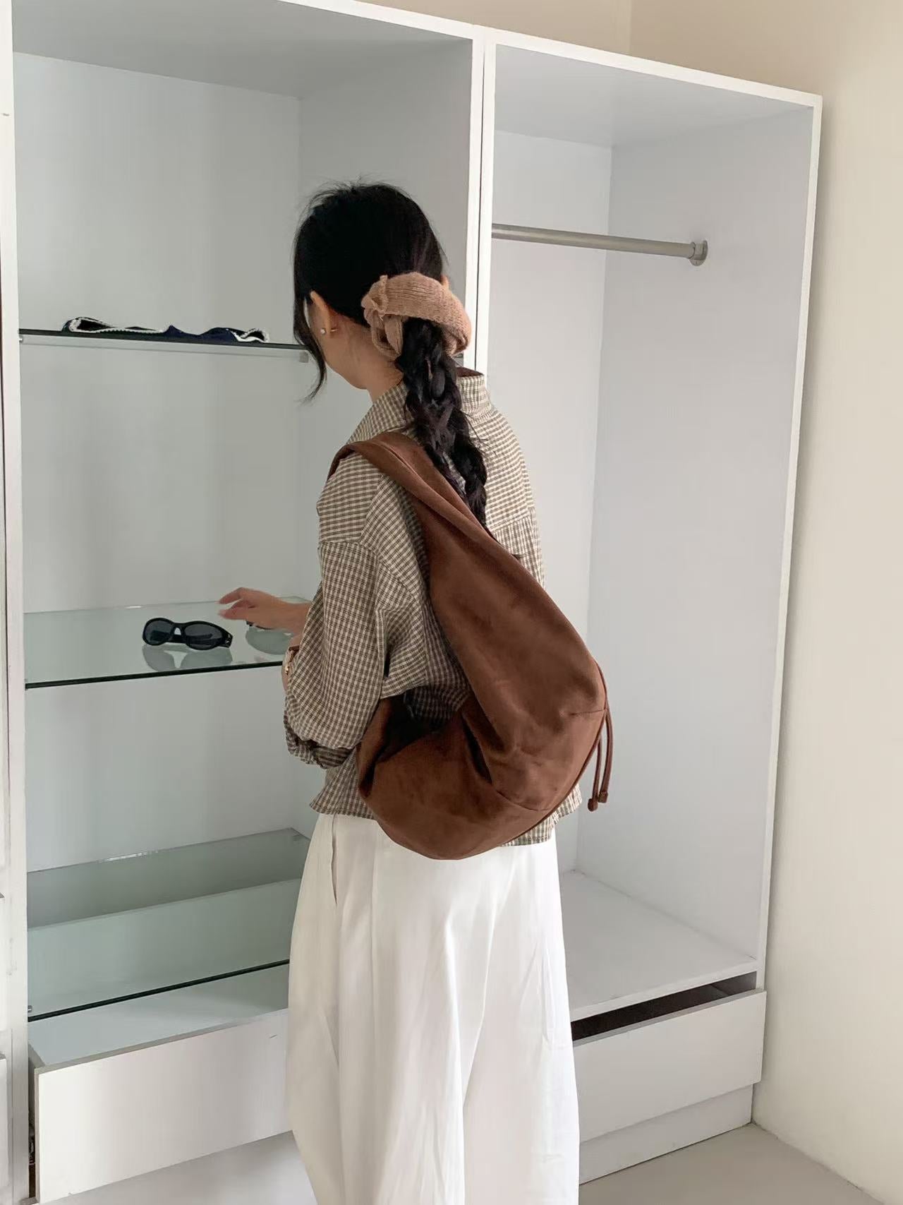 (BF NEW IN) Winter Croissant Ring bag