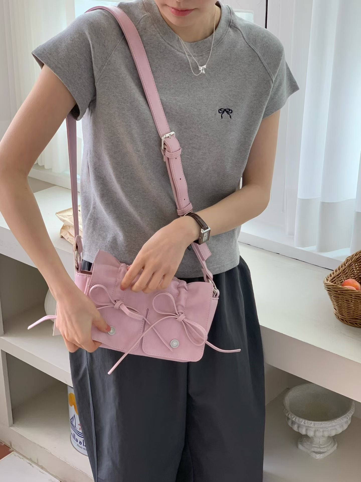 Pink Designer Brand Ribbon Leather Shoulder Bag (Large/Mini)